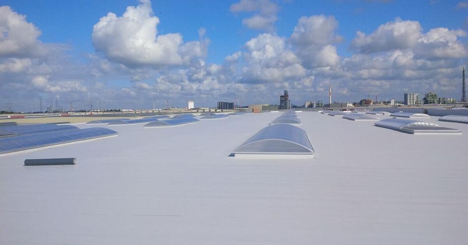 Cubiertas Cool Roof: Reducción de Costes Energéticos y Sostenibilidad en Edificios