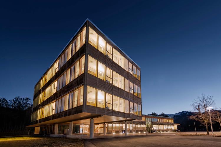 Normativa de edificaciones públicas con consumo casi nulo